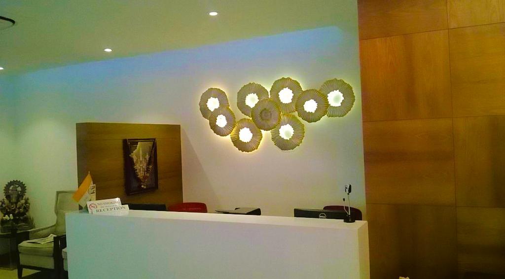 Hotel Srivatsa Kākināda 外观 照片